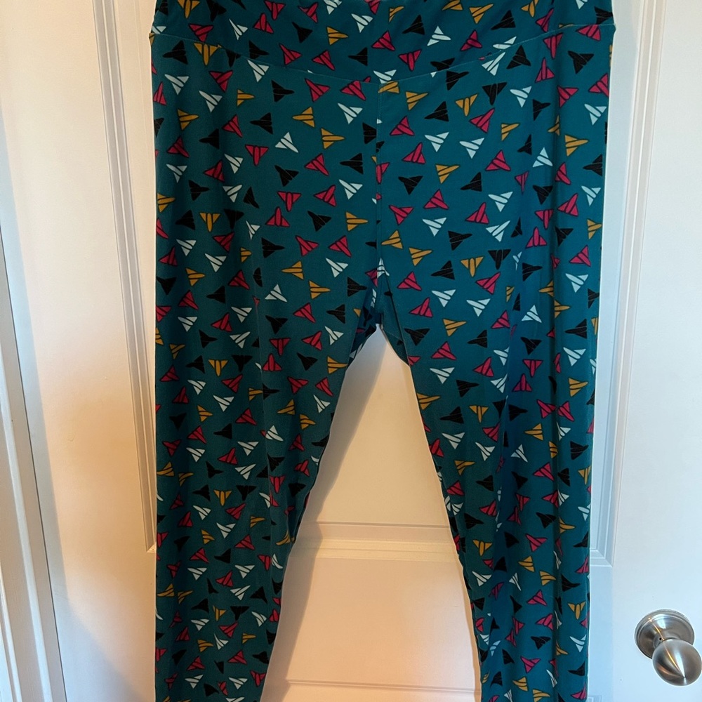 LulaRoe Tall & Curvy T&C Leggings